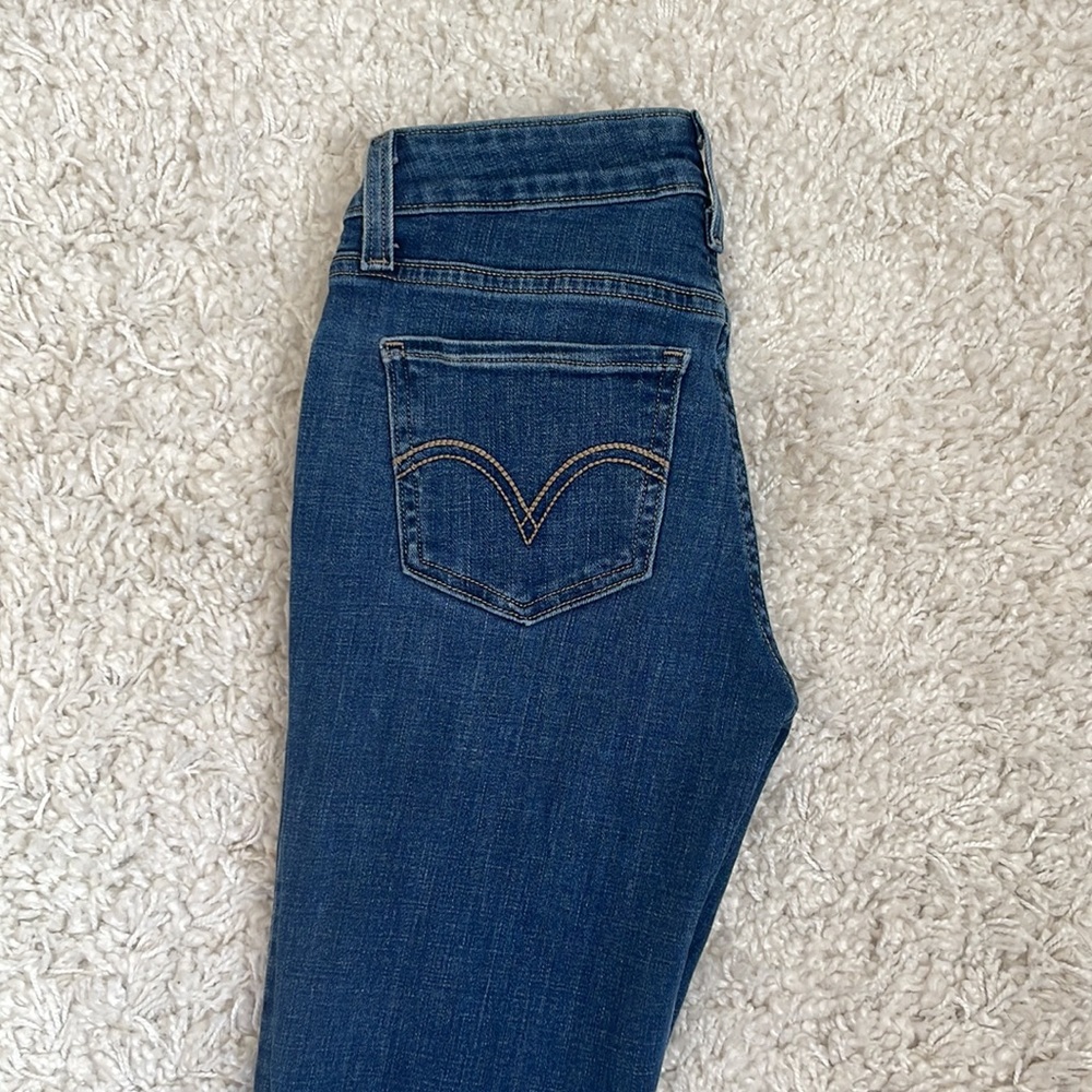 LEVI’S • 535 Super Skinny Ripped Knee Jeans W26 - Picture 2 of 6